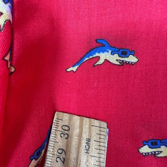 Vintage Egon Von Furstenberg Button-Up Shirt Red Cartoon Sharks Size L 16-16.5 - Picture 6 of 10